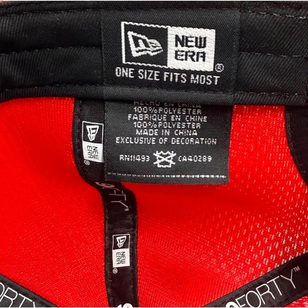 New Era 9FORTY New England Patriots Adjustable Cap & Crew Socks Set NWT NFL