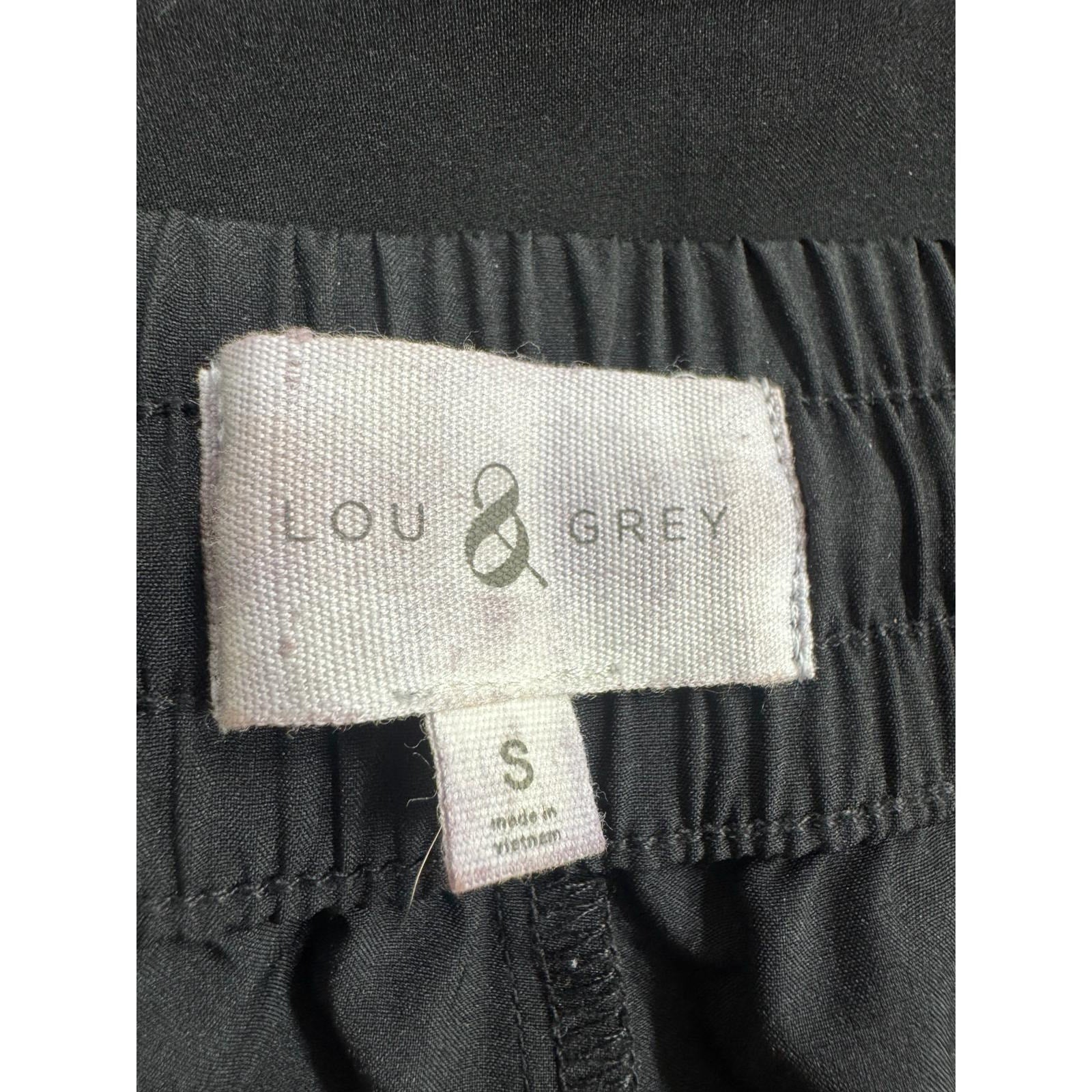 Lou & Grey Athletic Drawstring Shorts with Zip Pockets Black