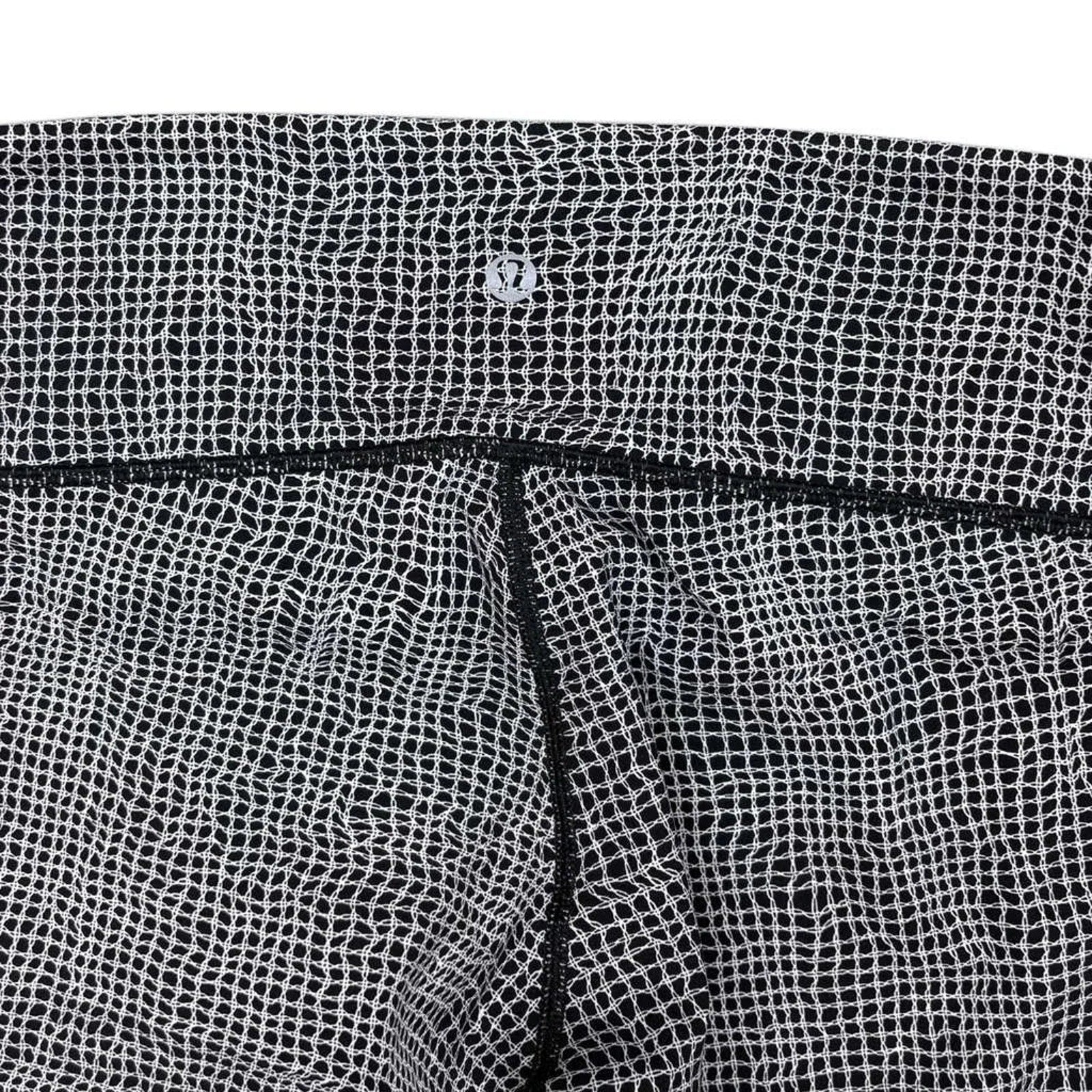 Lululemon Grid Print High-Rise Leggings Black White