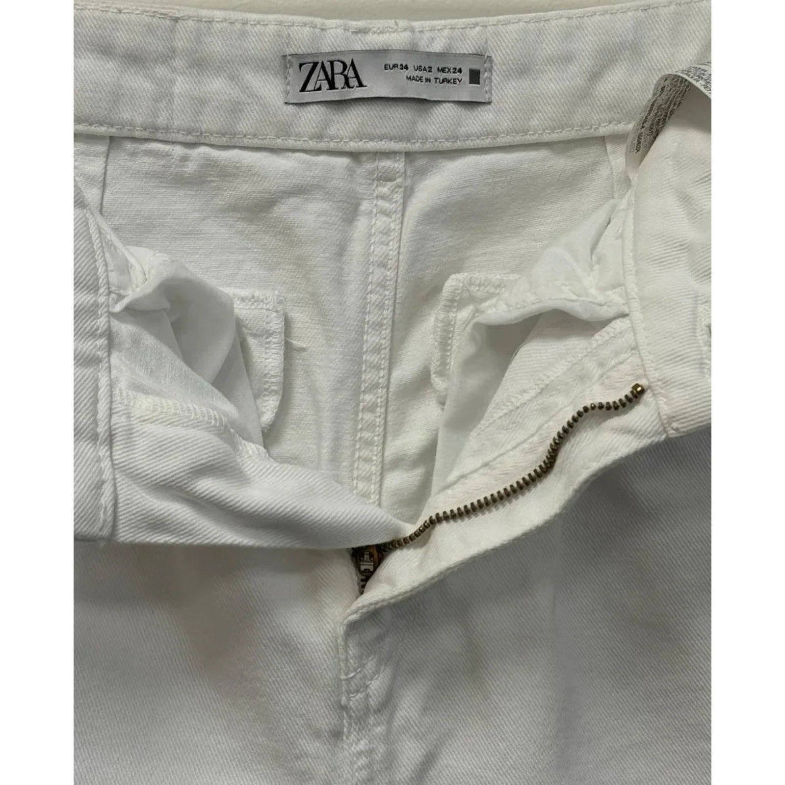 ZARA Wide Leg White Denim Jeans High Rise